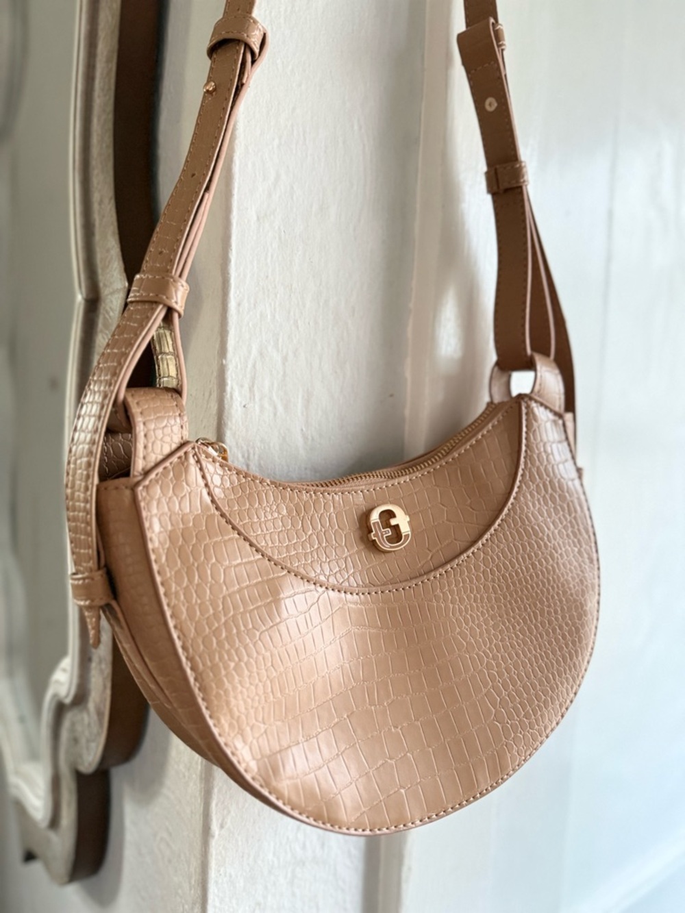 Nordstrom Croc-Embossed Crescent Shoulder Bag in Beige
